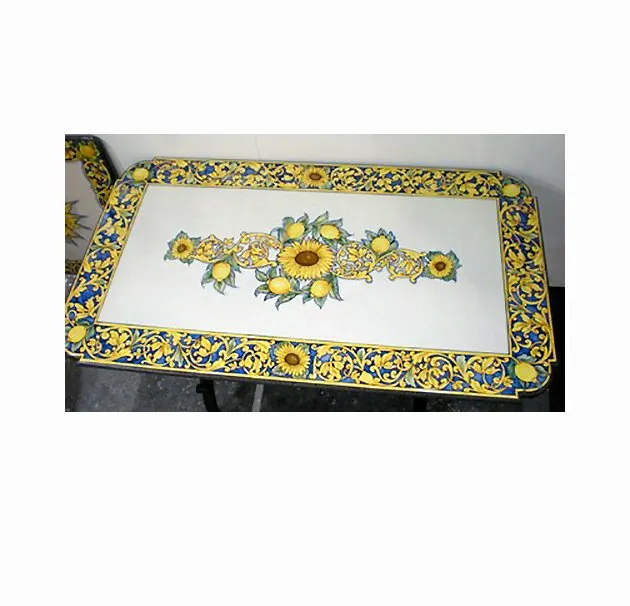 Tavolo 19 a Girasoli e Limoni
