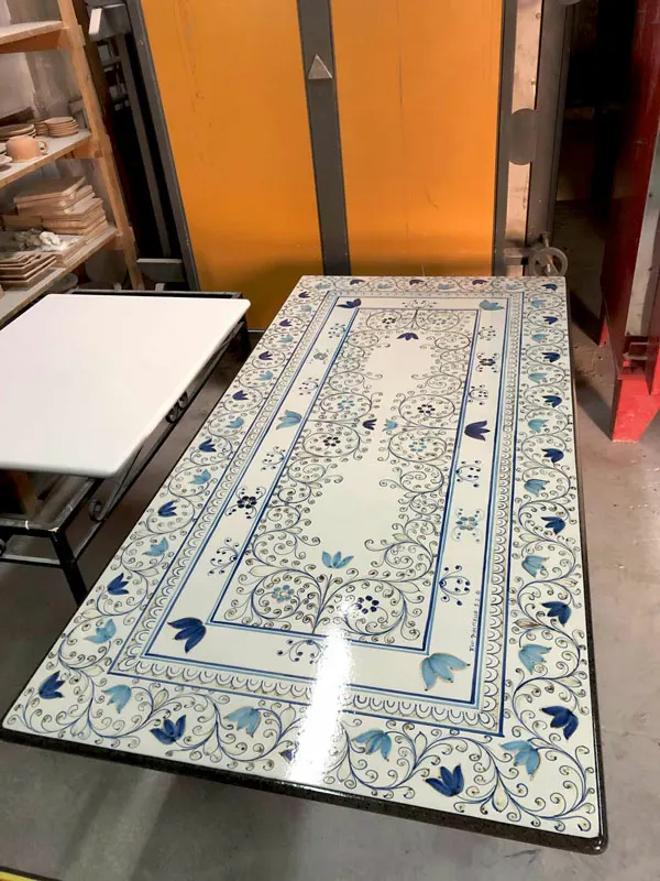 Tavolo 27 - Decoro Foglia Blu e Celeste